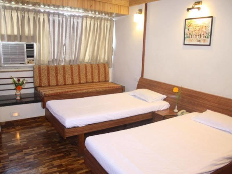 Treebo Trend Sahara Hotel Pune Ngoại thất bức ảnh
