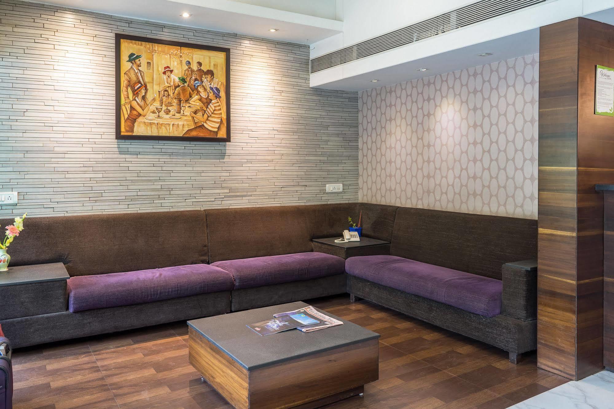 Treebo Trend Sahara Hotel Pune Ngoại thất bức ảnh