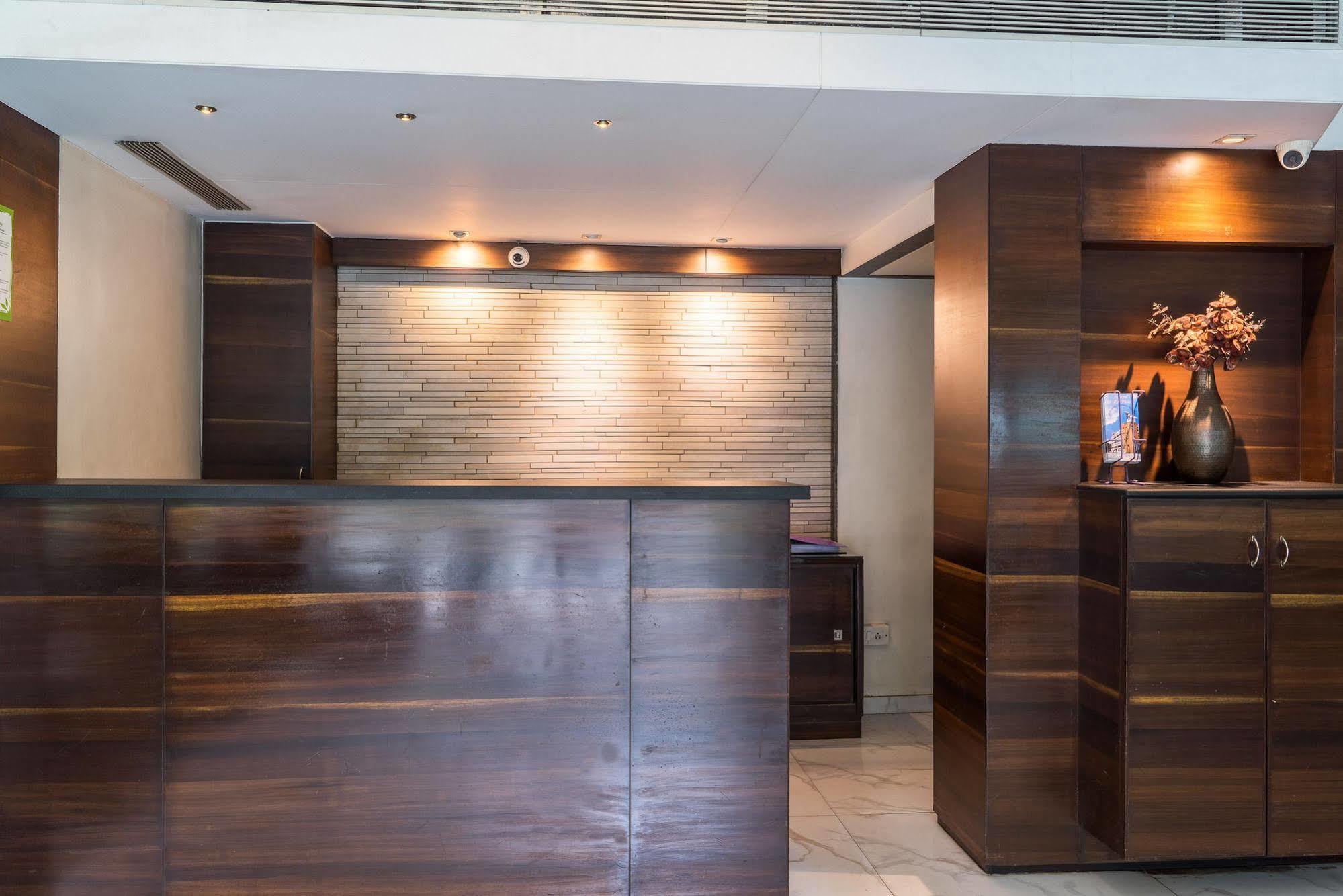 Treebo Trend Sahara Hotel Pune Ngoại thất bức ảnh