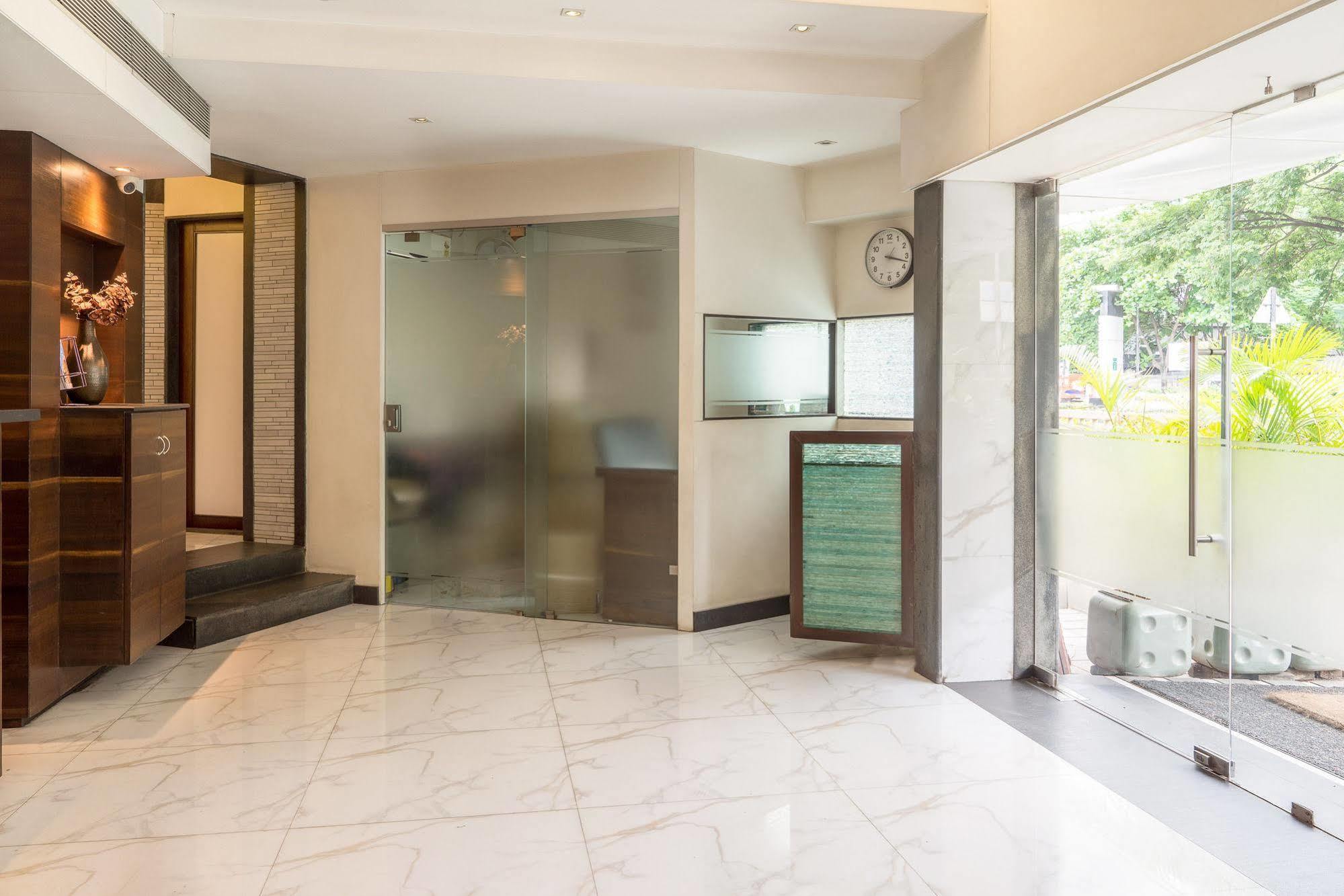 Treebo Trend Sahara Hotel Pune Ngoại thất bức ảnh